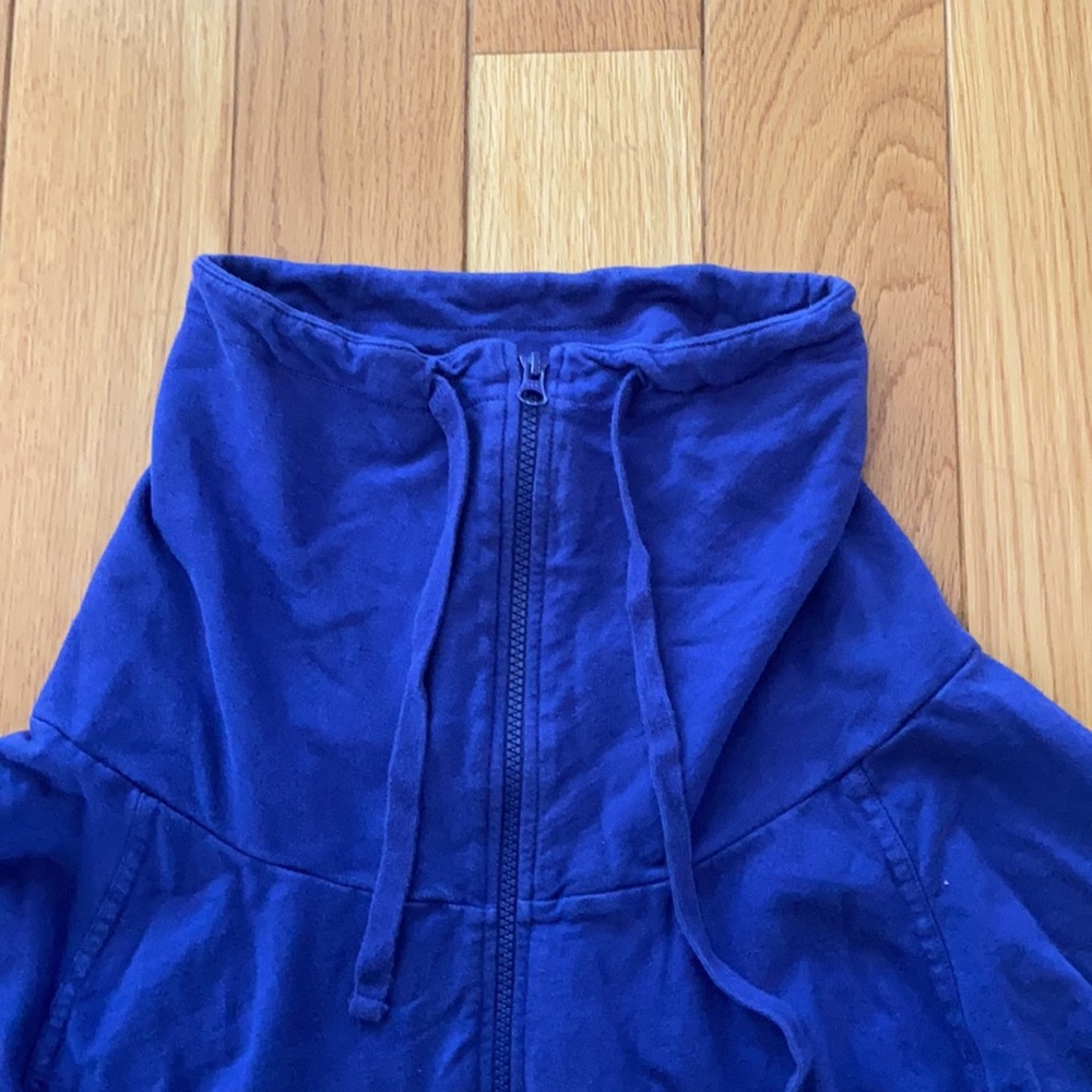 Gap Jacket - Picture 2 of 5